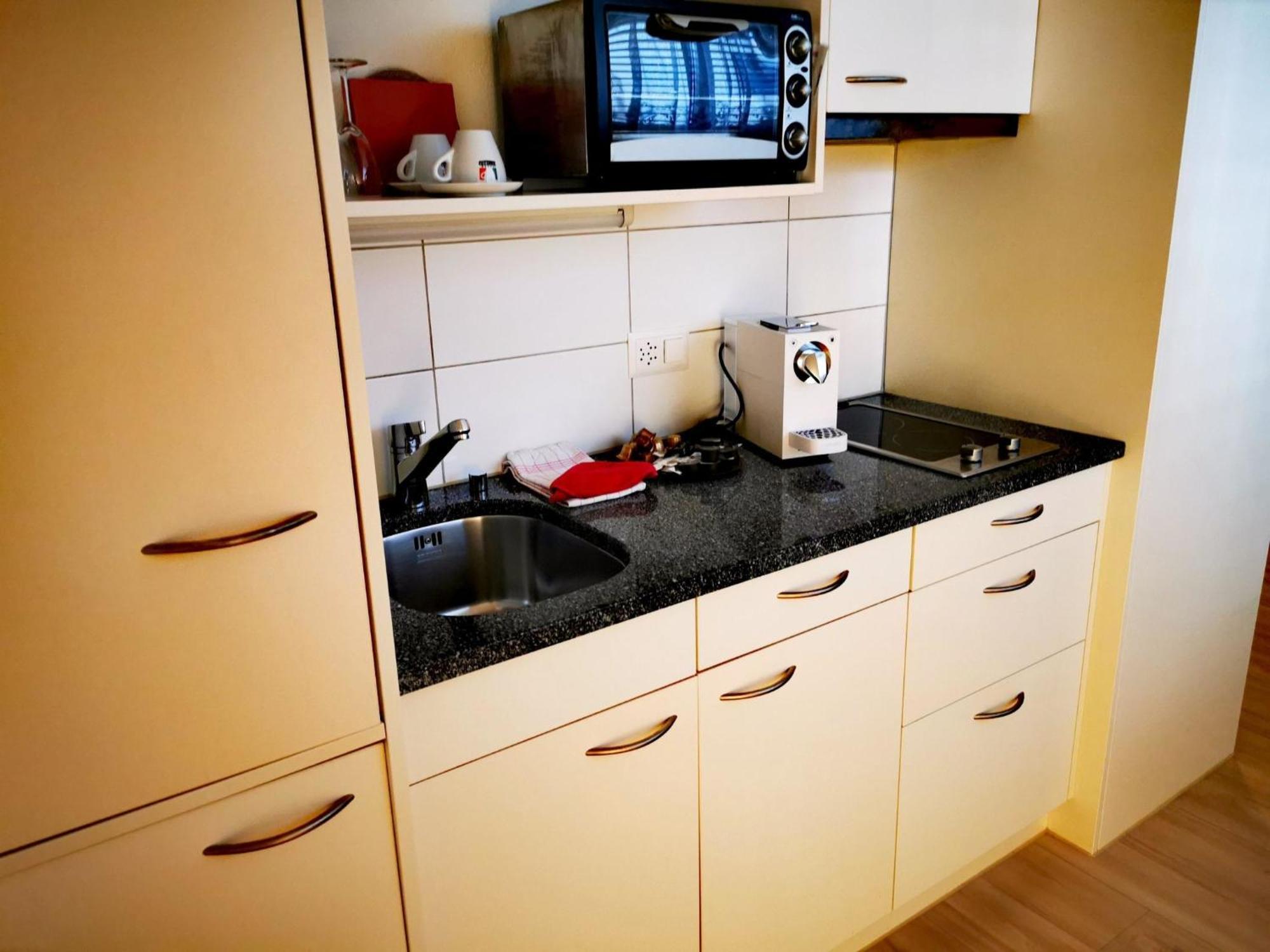 Apartment B&B Am Berntor By Interhome Тун Екстериор снимка